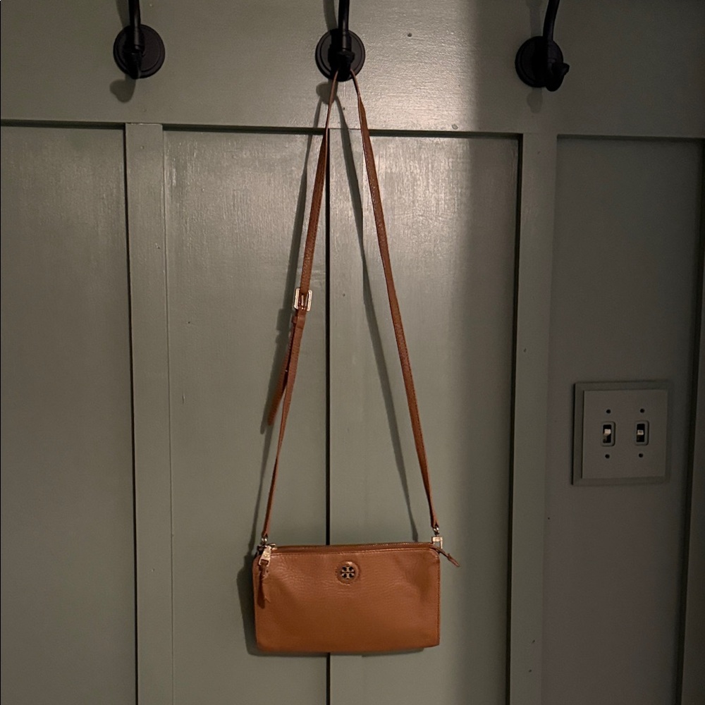 Tory Burch Brown Leather Crossbody Bag - Picture 2 of 4